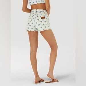 Wrangler X Billabong Jean Shorts High-Waisted